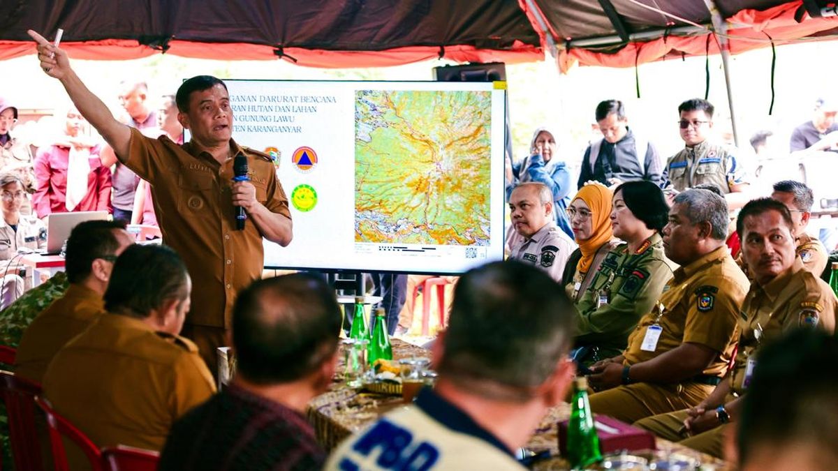 One Fire Hotspot Remains on Mount Lawu as Central Java Governor Calls for Forest Fire Mitigation