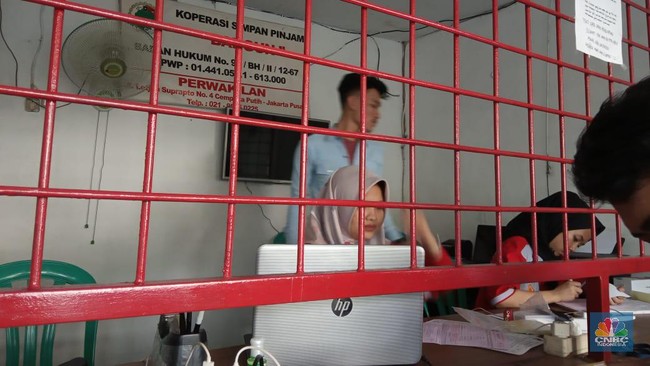 OJK Blocks 11 Illegal Pawnshops: Here Is the List