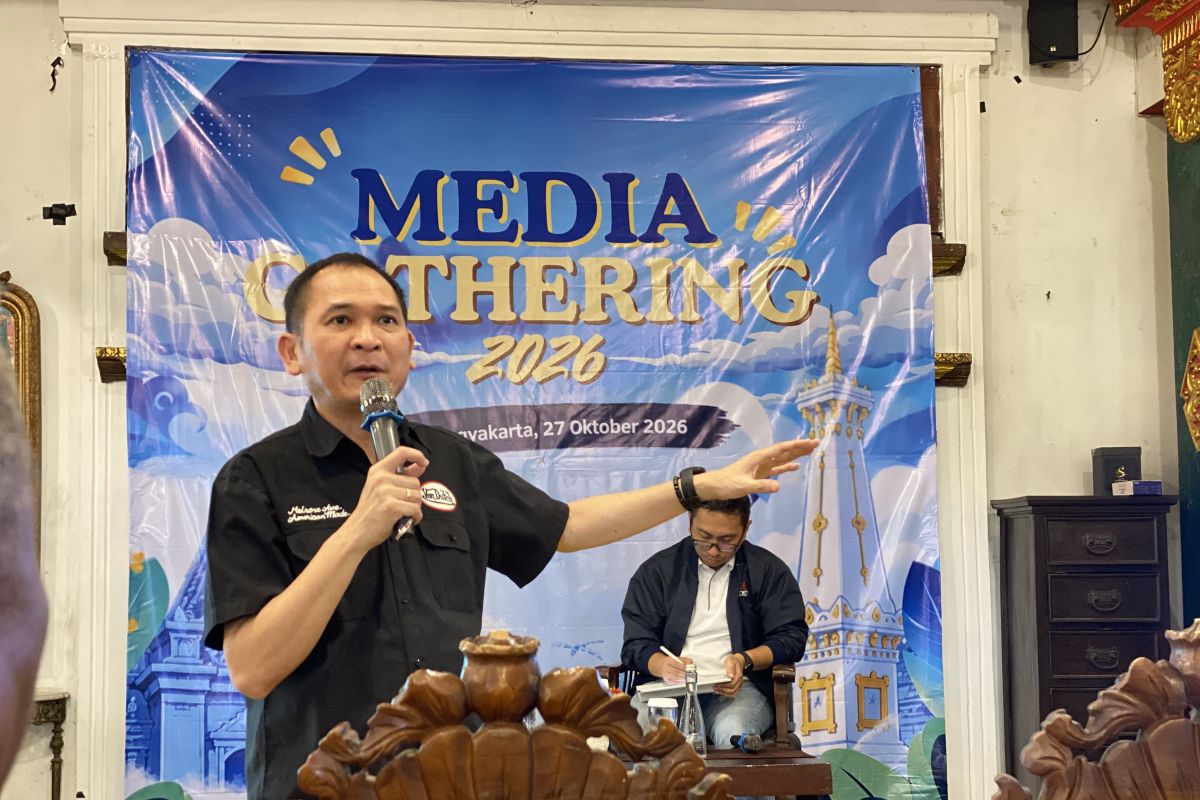 OJK Logs 3,244 Reports of Illegal Online Lending in East Java